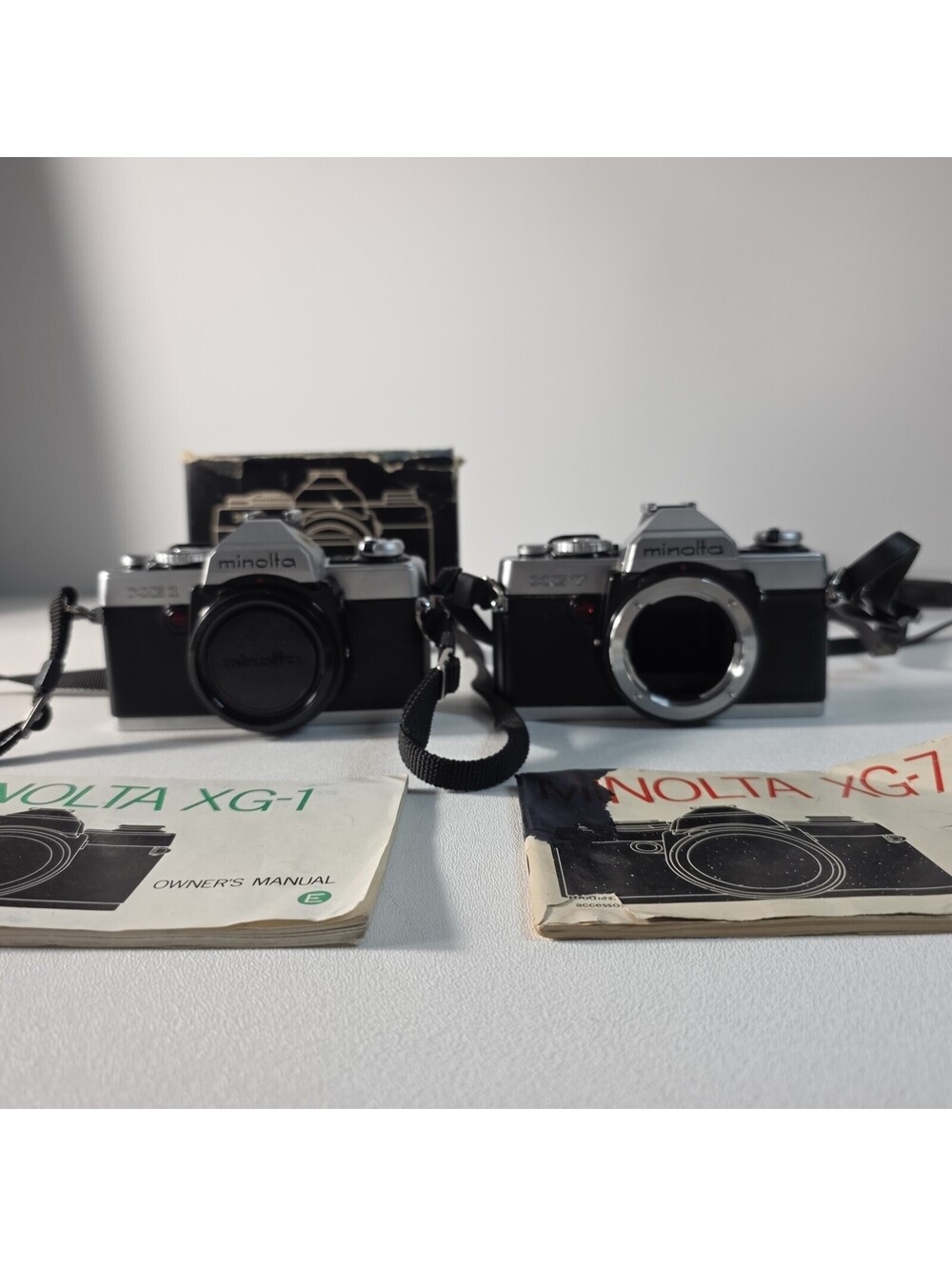 Minolta XG 1 , XG 7 ,  35mm SLR Film For Parts LOT READ